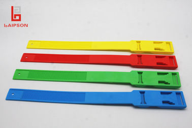 Cattle RFID Cable Tie ,  Identification Ring For Distinguishing Diseases And Management